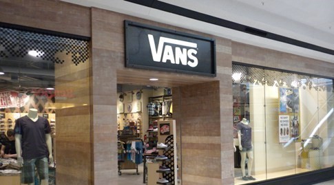 Negozio vans outlet bologna